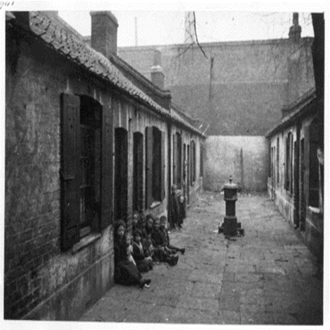 Victorian Alley Street Scene 