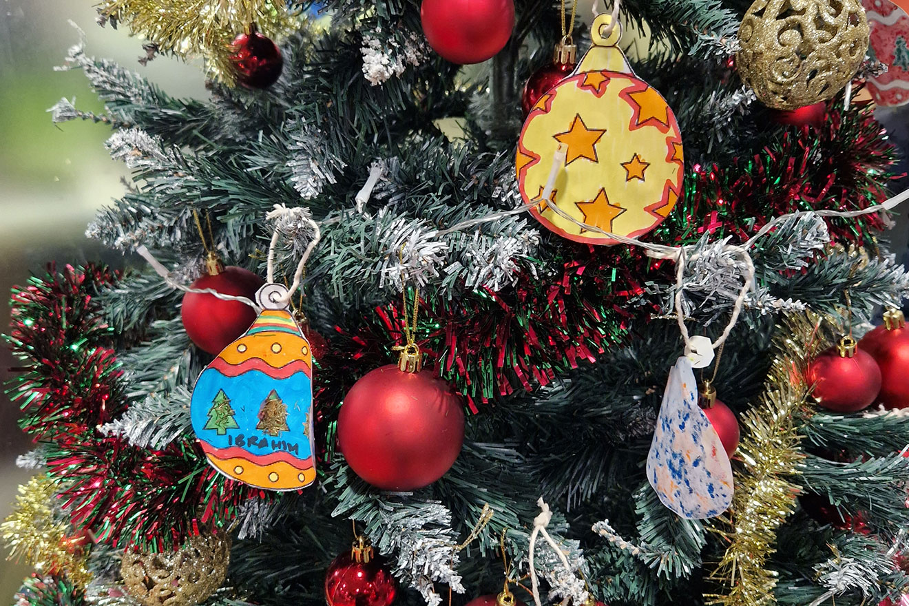 hand made christmas decorations